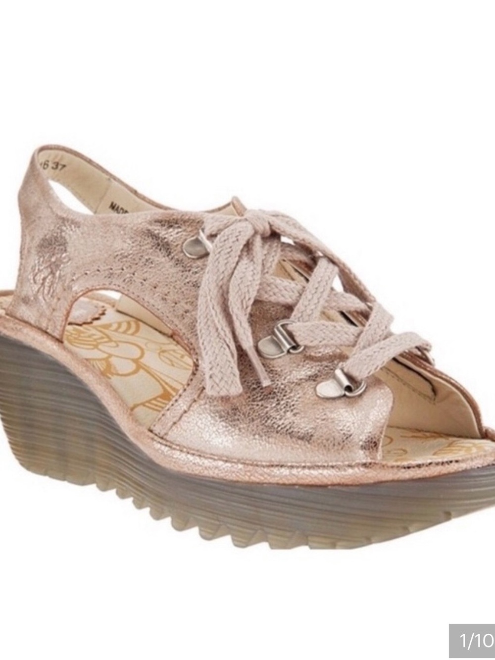 Fly London YLFA LUNA Brushed Gold Metallic NWOT Size 8/8.5 39 Lace Up
